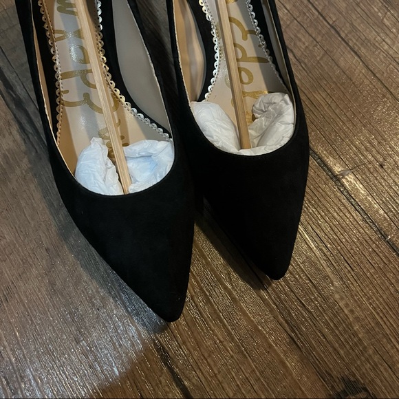 Sam Edelman Black Suede Pump 4cm heelheight - Picture 5 of 9